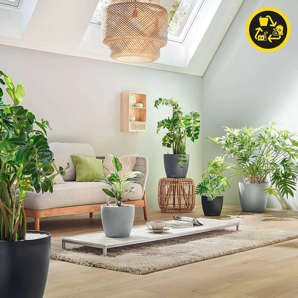 Jardinieră LECHUZA Classico Color ECO 60 Gri Închis | Jardinieră cu sistem de udare și indicator al nivelului apei | Fabricată din plastic 100% reciclat | Finisaj mat | Ø 60 x 55,5 cm | 18955