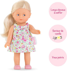 Les Trendies Corolline Rosy Miniwelt Set, Vollvinylpuppe mit langem Haar, Bürste, extra Outfit in Geschenkbox, 4 Teile, Vanilleduft, 20cm, ab 3 Jahren