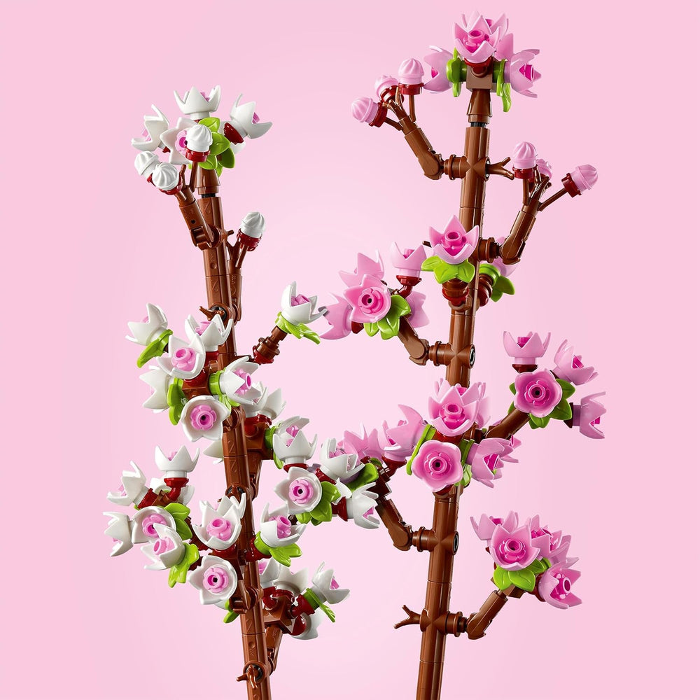 LEGO Botanicals Kirschblüten - Spielzeug mit Kunstblumen – Kreative Deko für Schreibtisch – Spielset mit Blumen zum Bauen und Ausstellen Geschenk für Mädchen und Teenager ab 8 Jahren – 40725