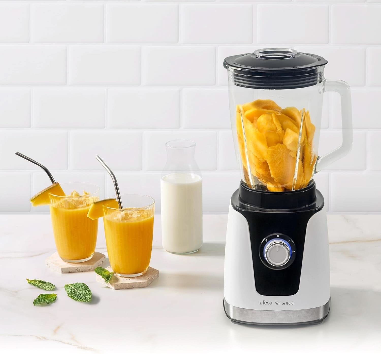 Ufesa White Gold Standmixer, 1500W Leistung, 1,5L Glaskrug, Geschwindigkeitsregler Mit Led-Licht, Ice Crusher, 6 herausnehmbare Edelstahlklingen, 2 Geschwindigkeiten + TURBO Mutter und Kind Naty Shop