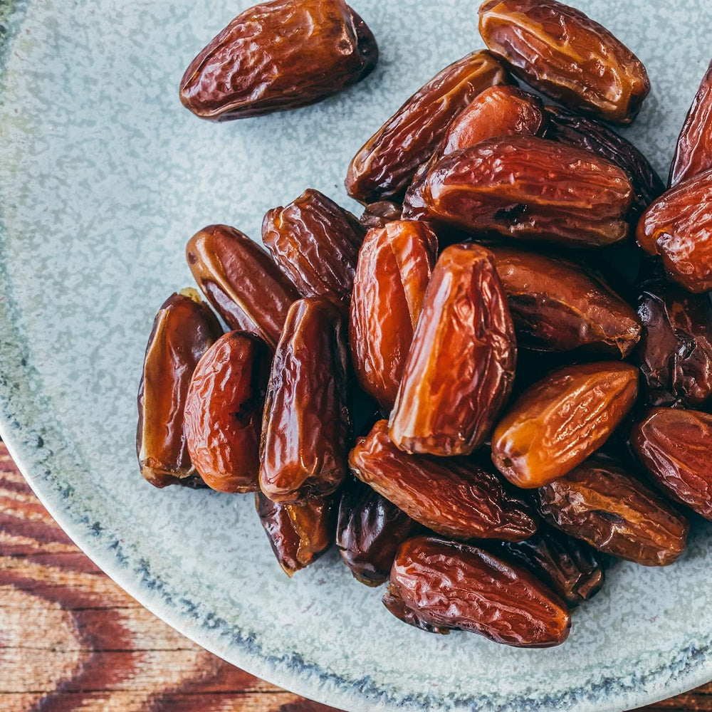 Seeberger Süße Datteln mit Honig, mit cremigem Fruchtfleisch, 13 x 200 Gramm Dehydrierte Produkte Naty Shop