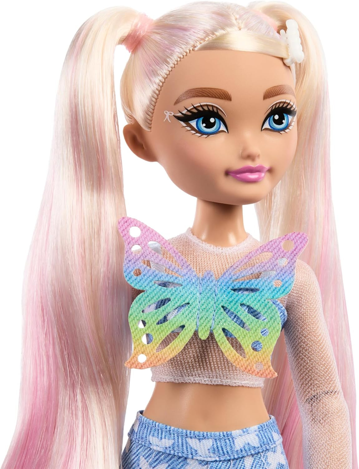 Barbie Dream Besties Puppe und Zubehörteile, bewegliche Barbie Malibu Rollschuh-Modepuppe mit blondem Haar, 9 Teile zum Thema Make-up, JFX96