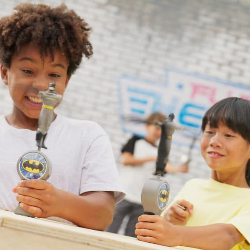 Fliegende Helden – Batman-Actionfiguren Naty Shop