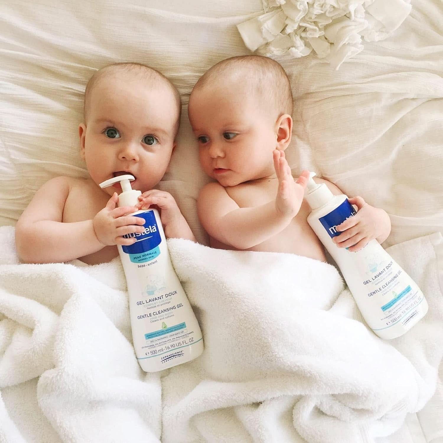 Mustela, Zartes Reinigungsgel, 500 ml Mutter und Kind Naty Shop