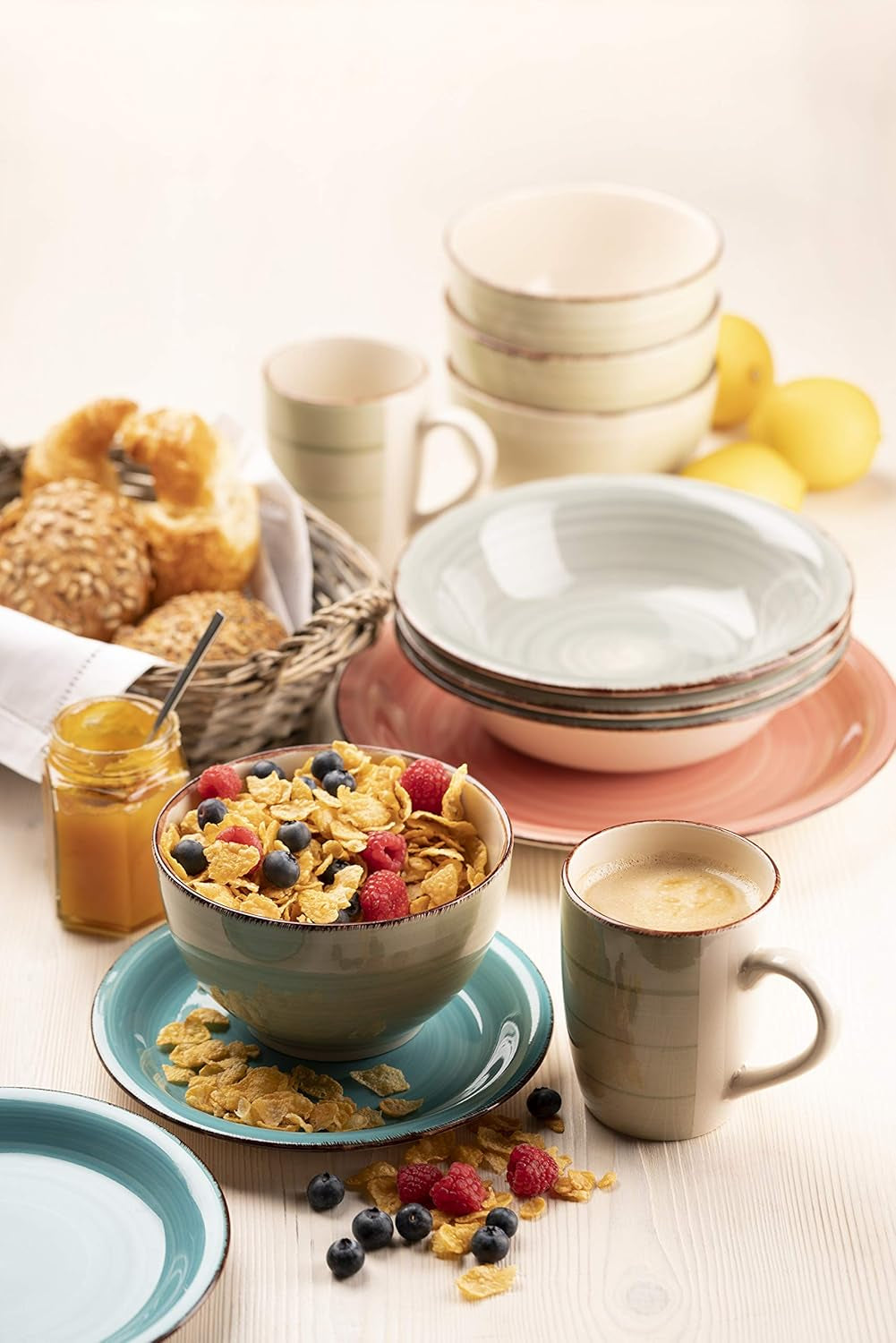 MÄSER Tellerset für 6 Personen im modernen Vintage-Look, 12-teiliges Tafelservice, handbemalt, grün, Steinzeug, olivgrün (Bel Tempo II) Geschirrsets Naty Shop