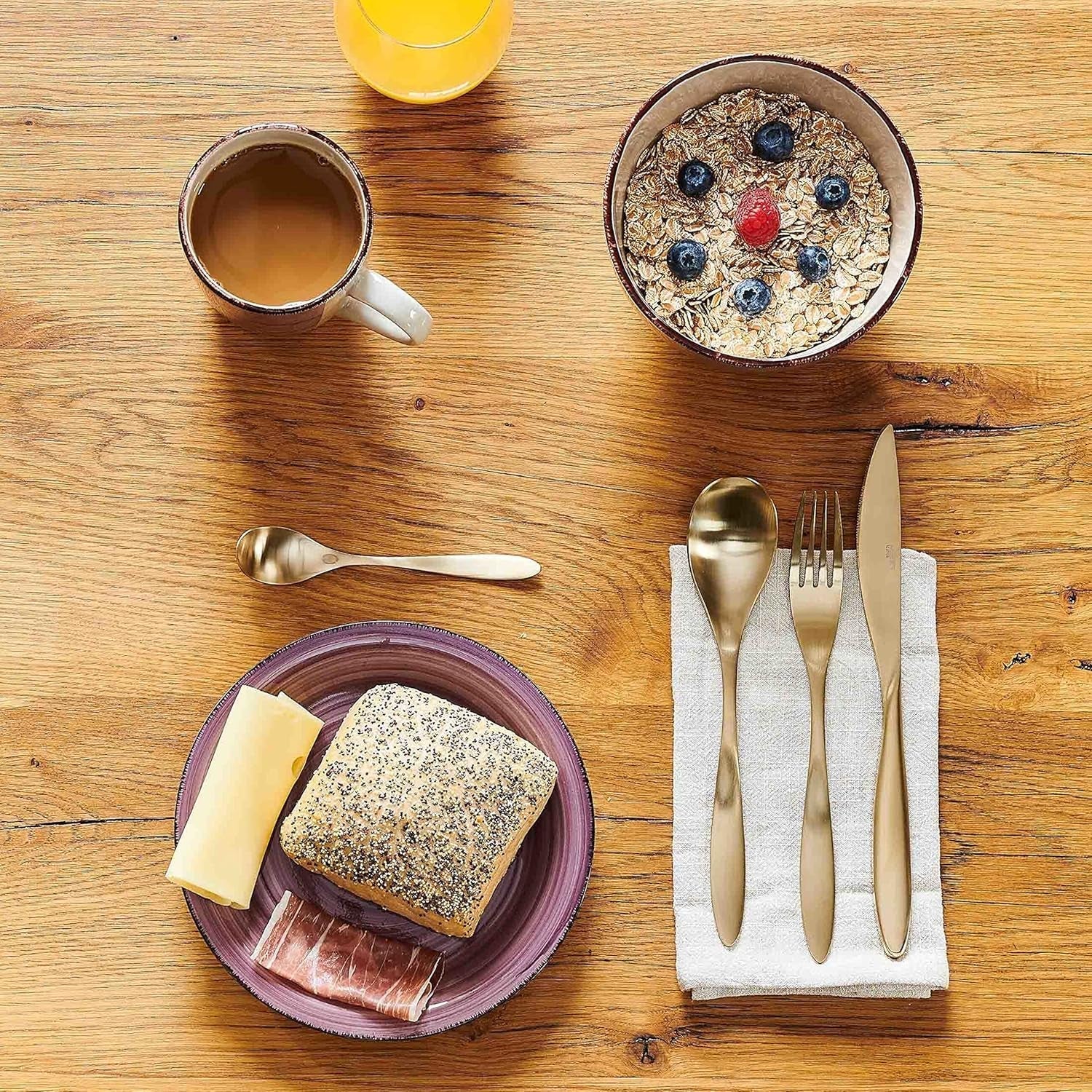 MÄSER 931950 Frühstücksservice Bel Tempo II für 6 Personen im Vintage-Look, handbemalte Keramik. Geschirrsets Naty Shop