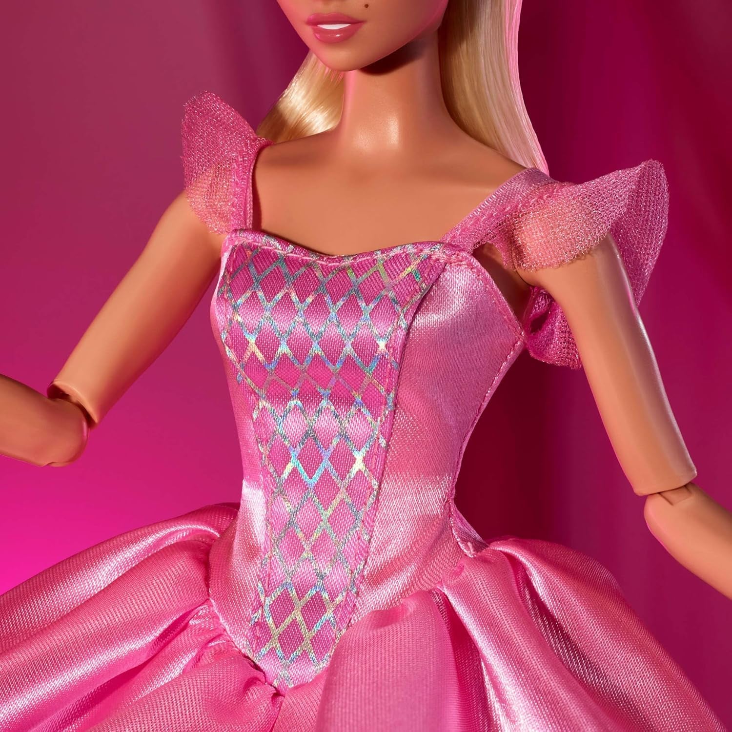 Barbie Signature Ballet Wishes Puppe, Sammelfigur-Modepuppe in rosafarbenem Seiden-Tutu mit blonden Haaren und Geschenkverpackung, JBJ10
