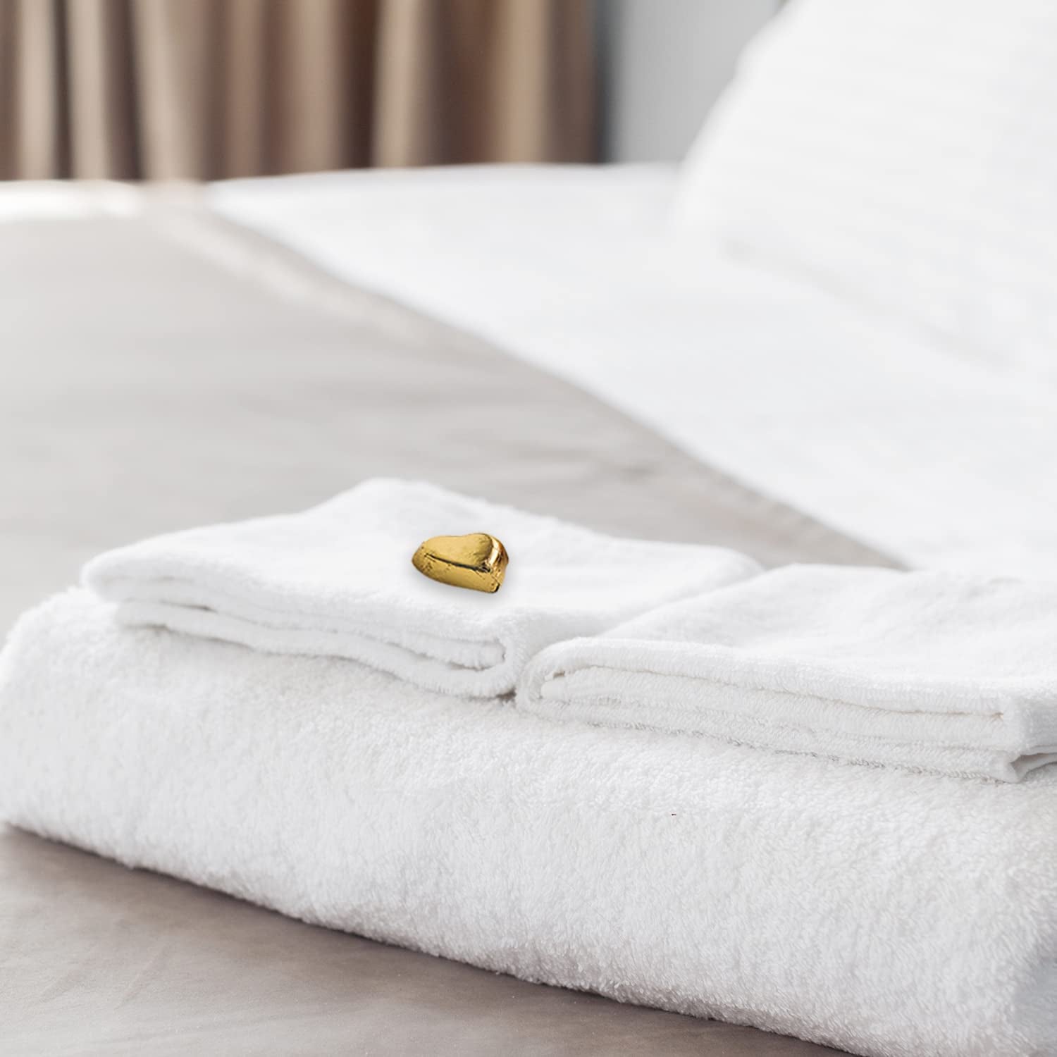 Günthart 150 Stück Goldene Schokoladenherzen mit Lebkuchenfüllung, 1,2 KG Pralinen Naty Shop