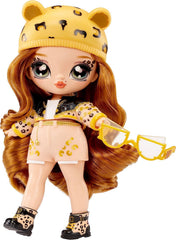 NA! NA! NA! Surprise Fuzzy Surprise Serie 1 - JENNEL Jaguar - 18 cm posierbare Modepuppe - Jaguar-inspiriert mit beflocktem Körper, Beanie, Brille, Outfit, und Schuhe - Spielzeug für Kinder ab 4+