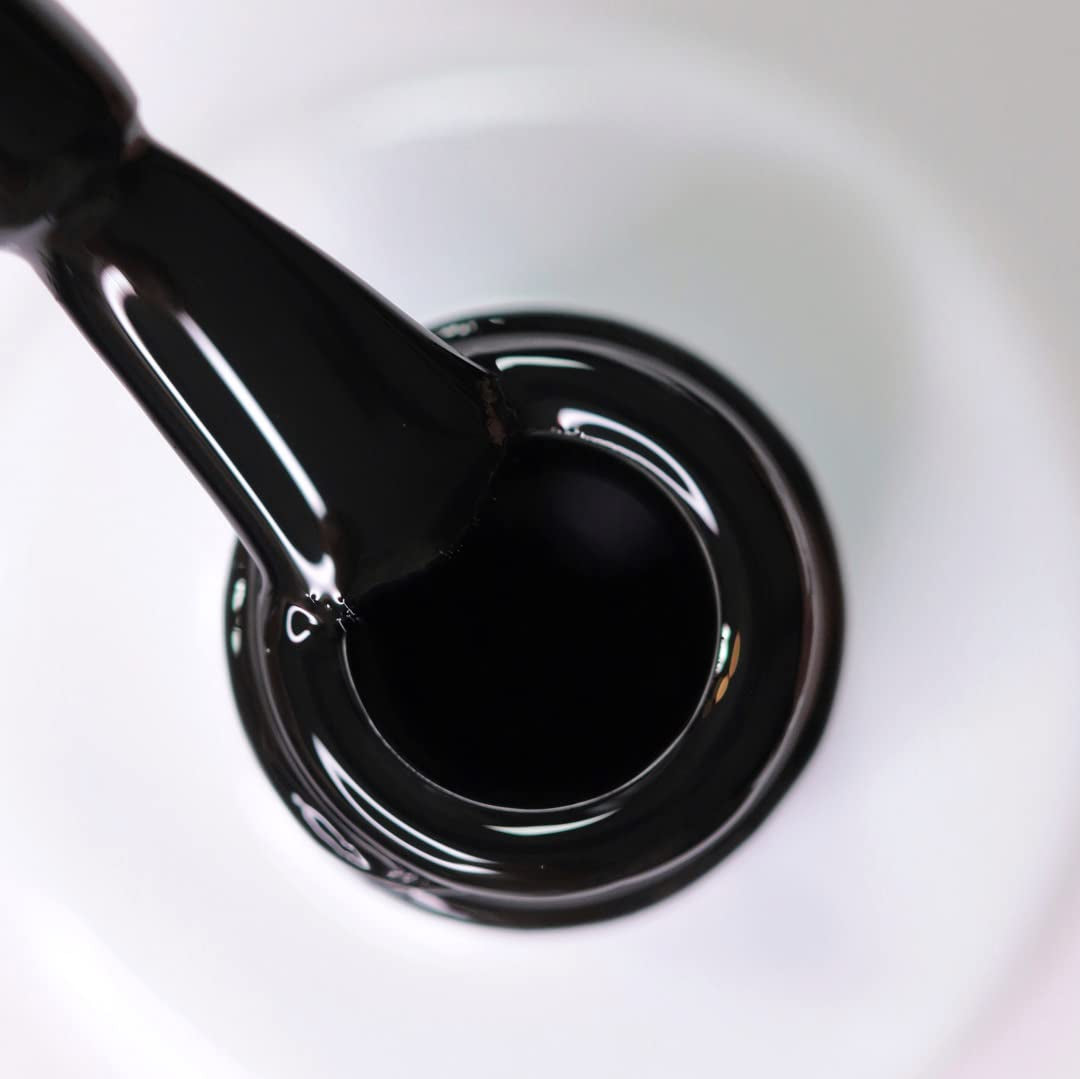 Oja UV alessandro Striplac Midnight Black – Delicată și de lungă durată – Îndepărtare ușoară datorită tehnologiei de îndepărtare peel-off – Vegană și cruelty-free – 8 ml