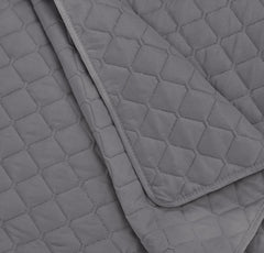 Amazon Basics cuvertură supradimensionată cu relief, 170 X 210 cm, model de diamant gri închis Paturi si Cuverturi Besuche den Amazon Basics-Store