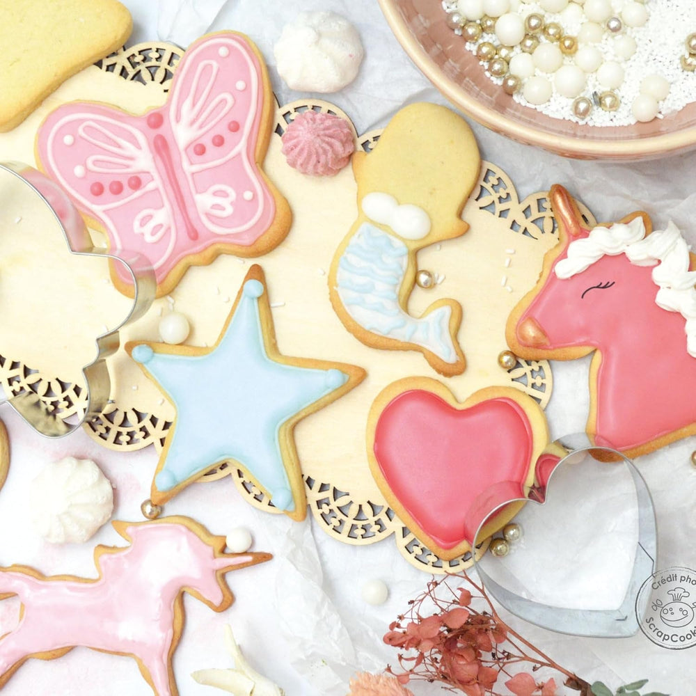 ScrapCooking - Set de 16 forme de biscuiți Unicorn - Forme de biscuiți - 16 piese - Curcubeu, Zână, Sirenă, Coroană, Floare - Formă de copt - Forme de biscuiți din oțel inoxidabil - 2027
