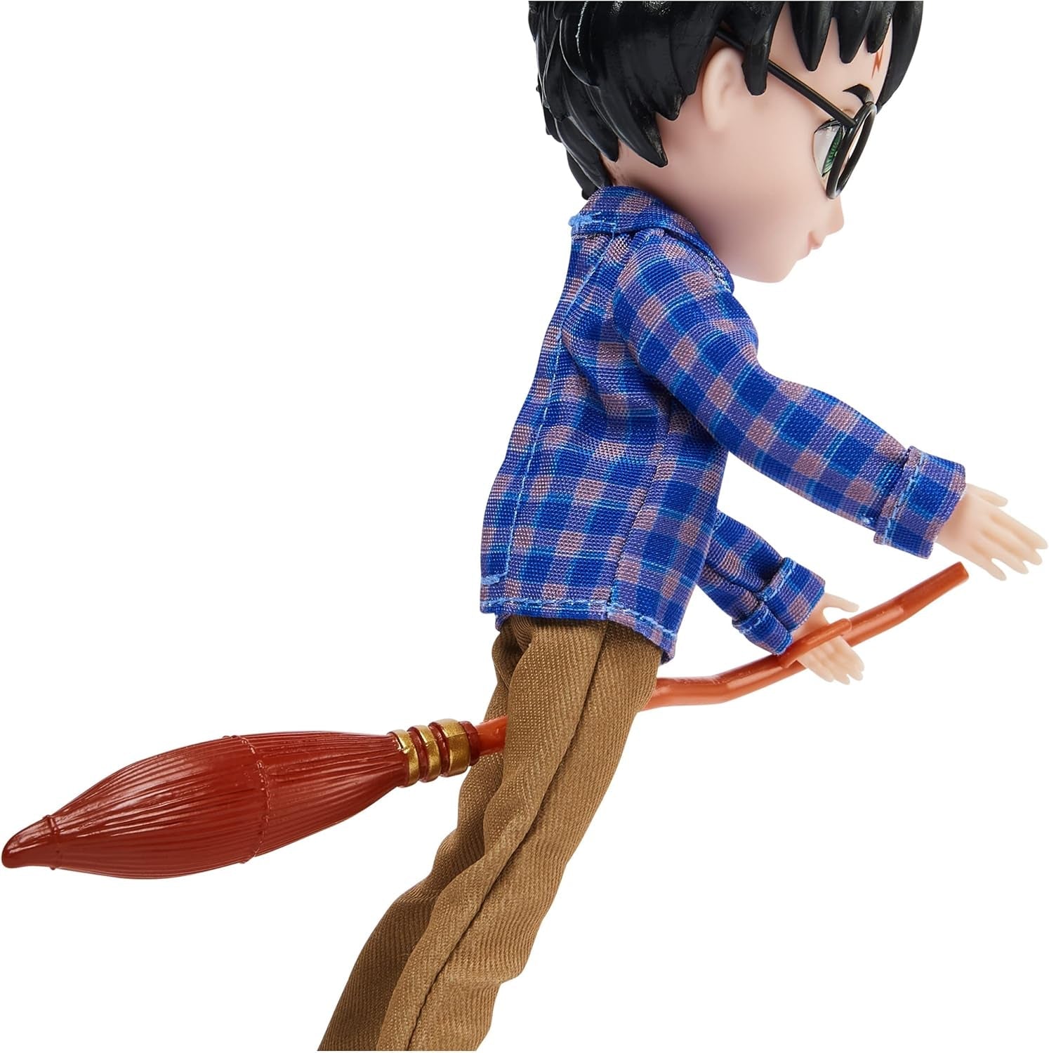 Wizarding World Harry Potter - Geschenkset mit 20,3 cm großer Harry Potter Puppe inklusive Besen, Tarnumhang und weiterem Zubehörteilen