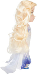 Păpușa Elsa, Regina Zăpezii, Disney Frozen 2 – 35 cm înălțime, păpușă poziționabilă, într-o rochie la modă emblematică și cu păr lung și despletit pentru distracție suplimentară, pentru fete de la 3 ani în sus, 214894