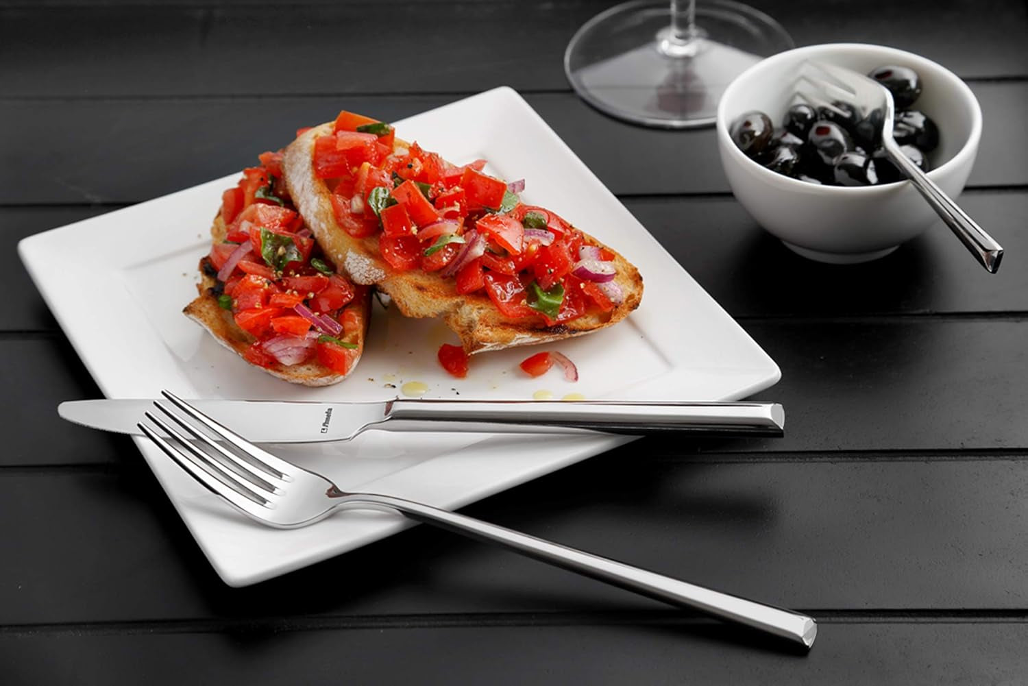 Amefa ECLAT Besteck für 4, Edelstahl mit hochwertigen Kunststoffgriffen in Lila, 16-teilig Kitchen Naty Shop