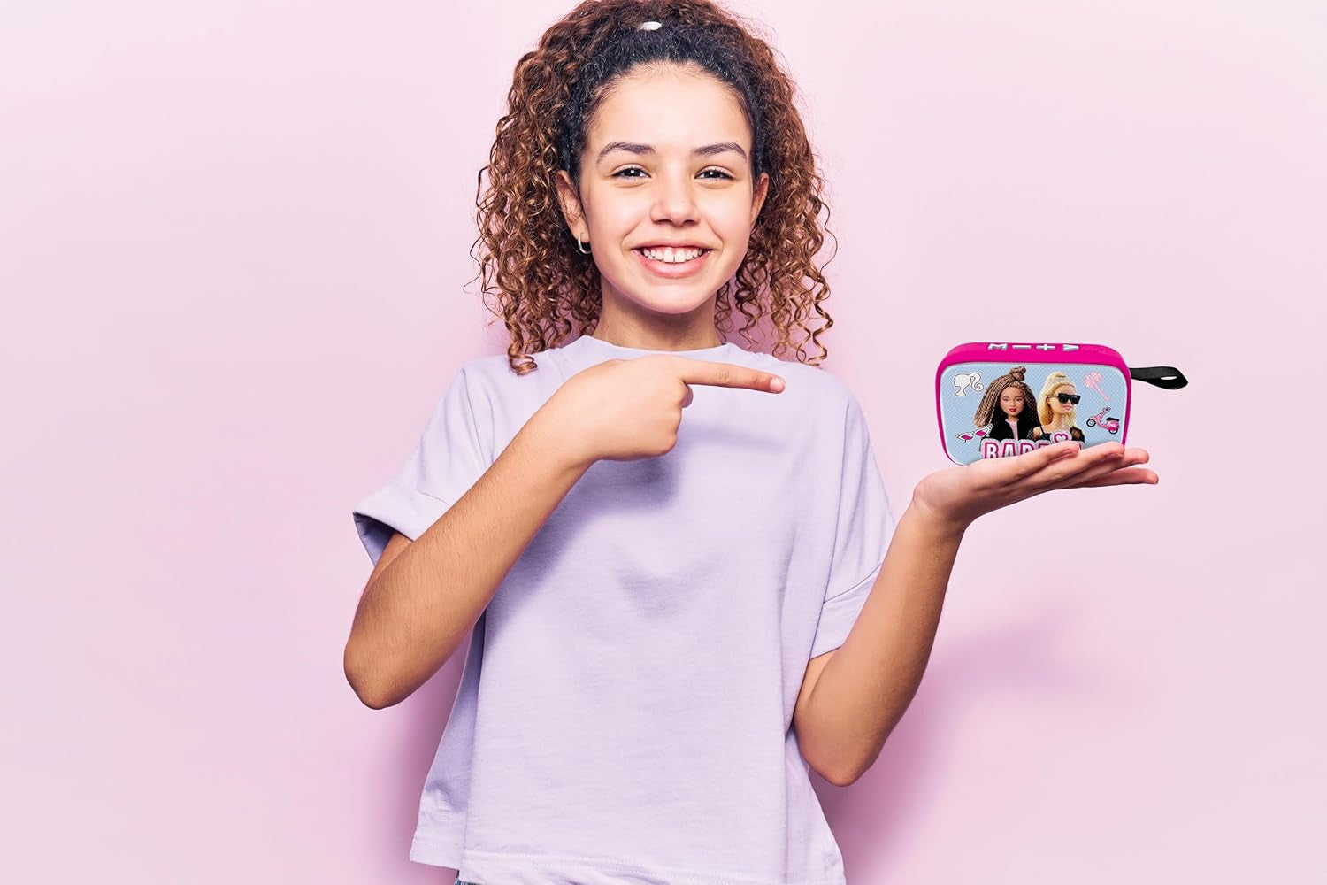 Lexibook Mattel Barbie - Tragbarer Bluetooth-Lautsprecher, kabellos, USB-C, SD/TF-Karte, wiederaufladbarer Akku, blau/rosa, BT018BB