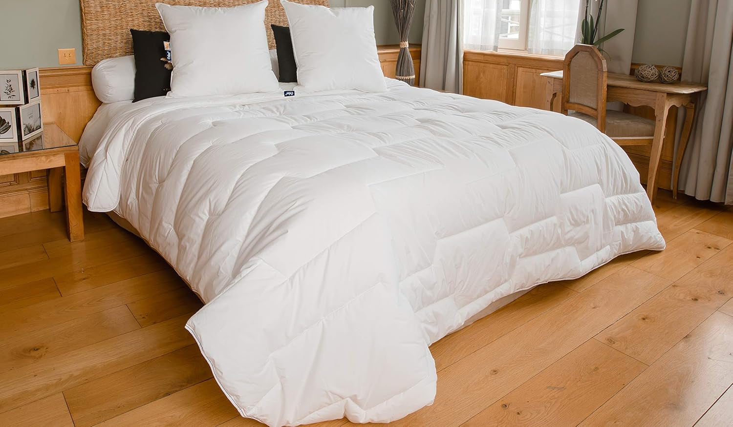 COLAS NORMAND Steppdecke aus Perkal-Baumwolle, 260 x 240 cm, hochwertig, 100 % Perkal-Baumwolle, weich und bequem, langlebig, feine Verarbeitung, hergestellt in Frankreich, weiße Steppdecken und Steppdecken von Naty Shop