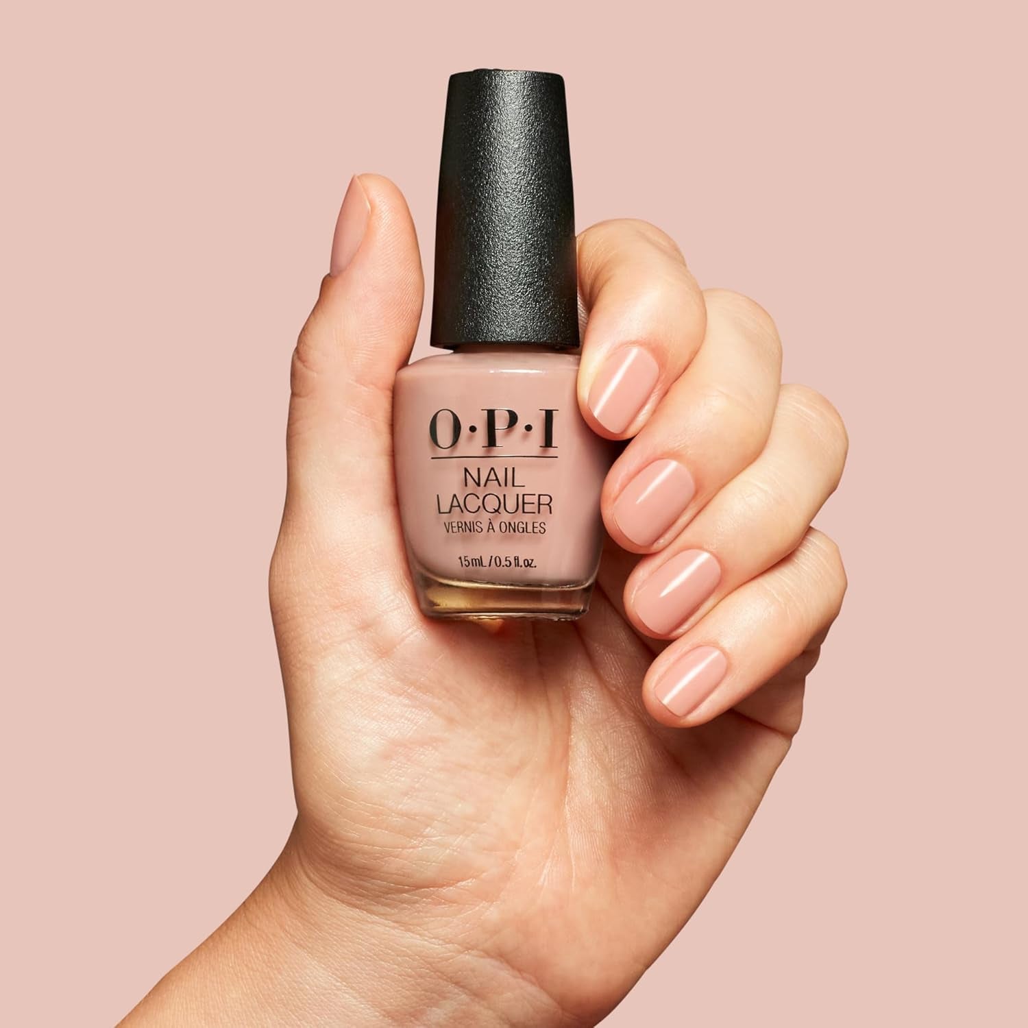 Lac de unghii OPI – Oja clasică în roz deschis – Noile OPIcons Primăvara 2026 – Rezistență de până la 7 zile – Pensulă Pro-Wide pentru aplicare fără urme – 15 ml