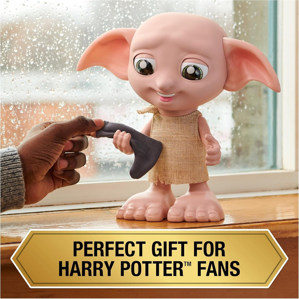 Spin Master 6067280 Wizarding World Harry Potter, interaktive Magical Dobby Elfenpuppe mit Socke, über 30 Geräusche und Sätze, 21,6cm, Spielzeug für Kinder, Black