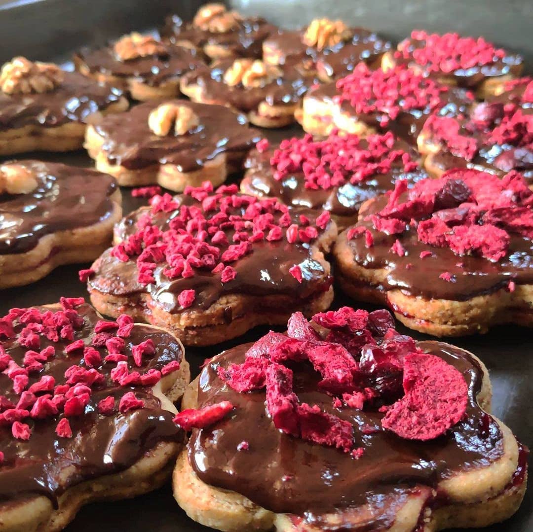 Căpșuni liofilizate | Fructe liofilizate Liofilizate | Fructe uscate fără zahăr Fructe uscate | Căpșuni uscate Liofilizate | Fructe liofilizate (90g) Produse deshidratate Naty Shop