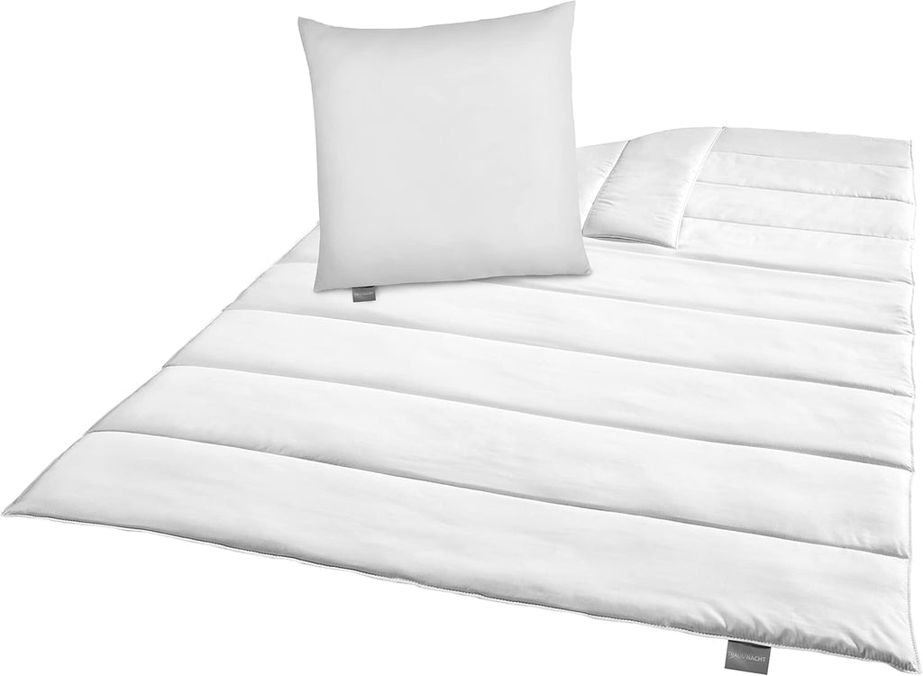 Set de pat Traumnacht Green - Plapumă pentru toate anotimpurile 135X200 Cm + pernă 80X80 Cm, durabil cu husă din microfibră, produs în conformitate cu standardul de calitate german Plapumi si pilote Naty Shop Set de pat pentru tot anul (pătură + pernă 80X80) 135 X 200