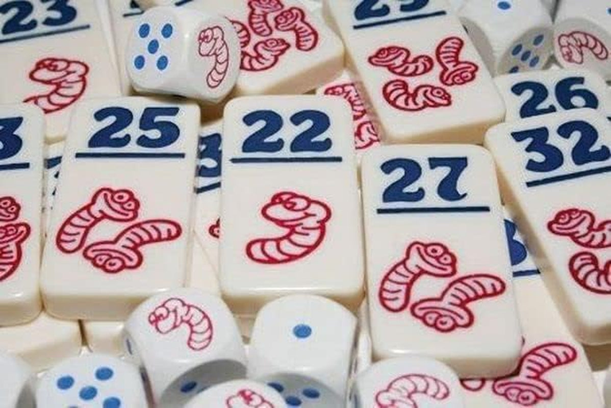 Zoch 601125200 – Heckmeck am Bratwurmeck – das turbulente Würfelspiel im beliebten Hühnerrahmen für kluge Vögel, die den Bratwurmeck-Wurm gerochen haben, ab 8 Jahren