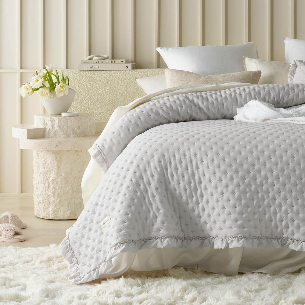 Molly Cuvertură de pat elegantă în roz pudră 170 X 210 cm Cuvertură de pat versatilă ca cuvertură de pat sau canapea Pătură de aruncare pentru pat și canapea Stil de cuvertură Ideal ca cuvertură de pat Paturi si Cuverturi Besuche den ROOM99-Store Gri deschis 240X260