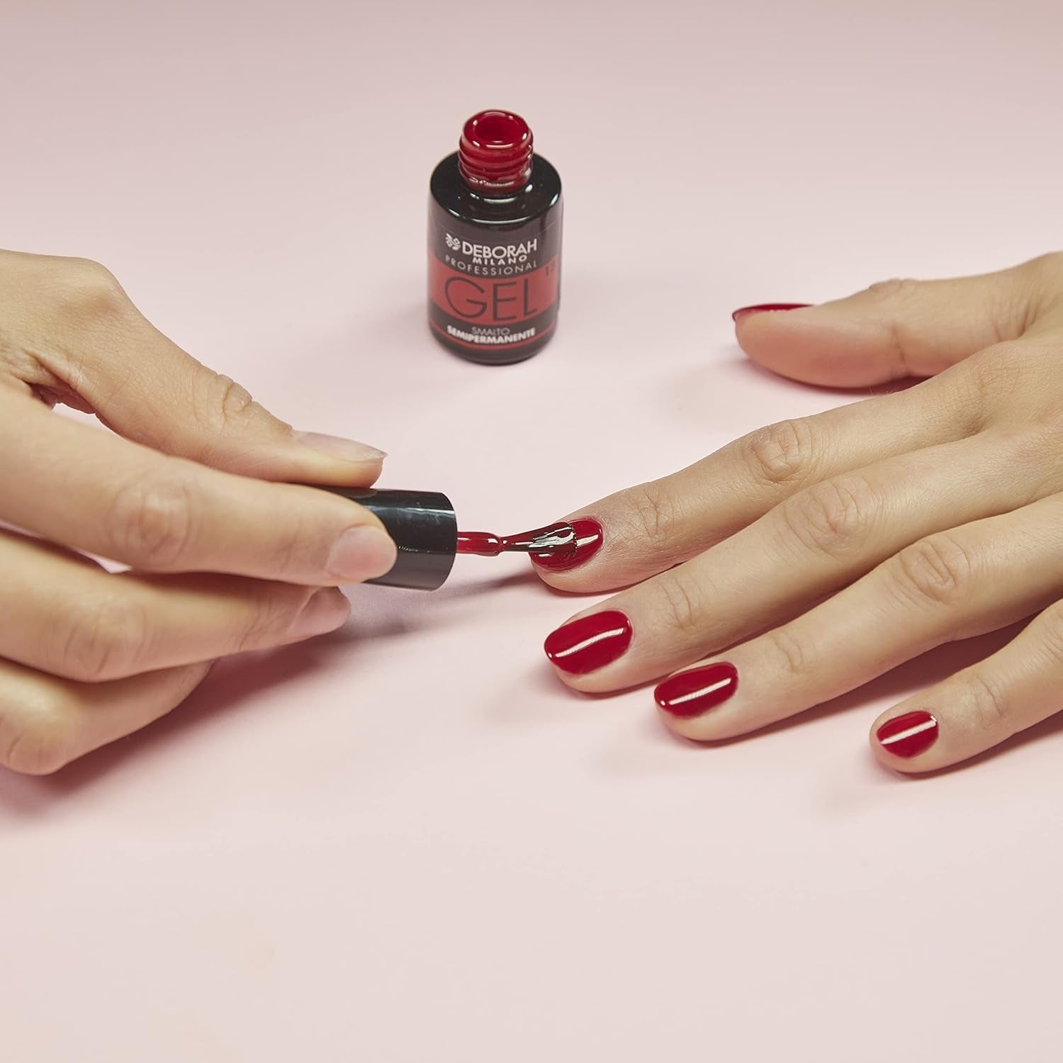 Milano Professional Nagellack, halbpermanent, Nr. 32 Rose Crepe, Plumping-Effekt, langanhaltend, verleiht intensive und glänzende Nägel, 4,5 ml