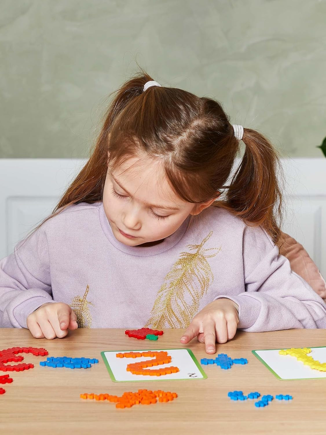 Plus-Plus 9603909 Geniales Konstruktionsspielzeug, Learn to Build, ABC & 123, Kreativ-Bausteine, 600 Teile