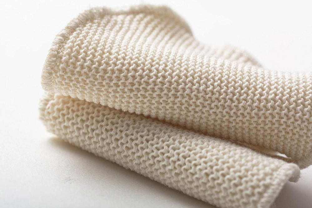 ELANEE Stilleinlagen aus Seidenwolle (2 Lagen) - Handwaschbare Stilleinlagen - Sanft für stark strapazierte Brustwarzen Zubehör Essen und Stillen Bebe Naty Shop