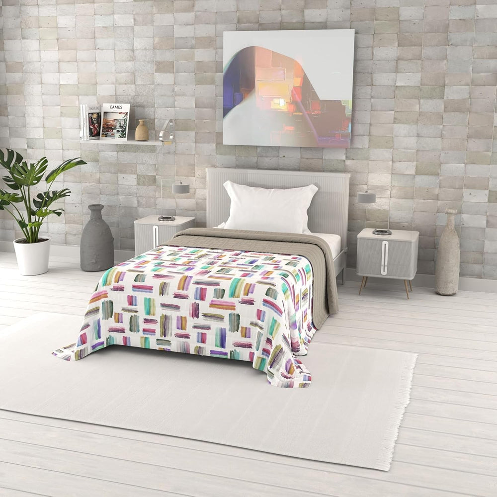 Cuvertură de vară imprimată Fantasy, umplutură din poliester, Petali, 260X270Cm Plapumi si pilote Naty Shop Multicolor 220X270Cm