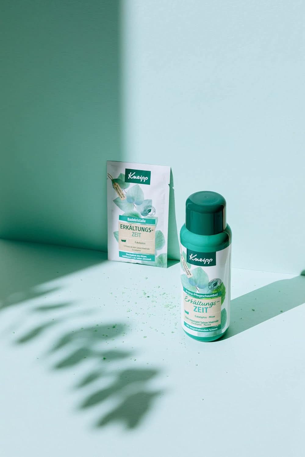 Kneipp Aromaschaumbad Kalte Jahreszeit, Badezusatz mit natürlichen ätherischen Ölen aus Eukalyptus und Minze, 400 ml Dusche und Bad Naty Shop