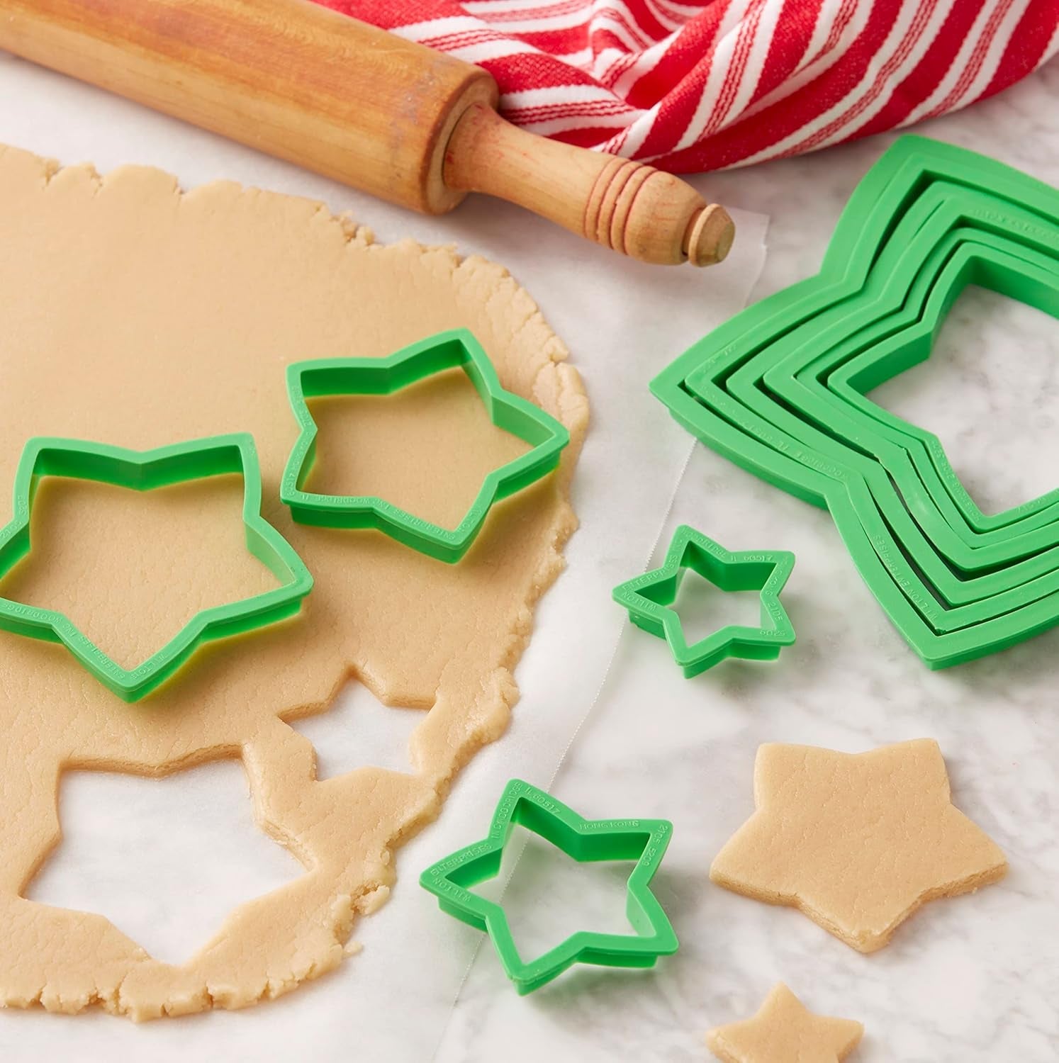 Wilton 2104-5919 Set de tăieturi pentru brad de turtă dulce, plastic, verde