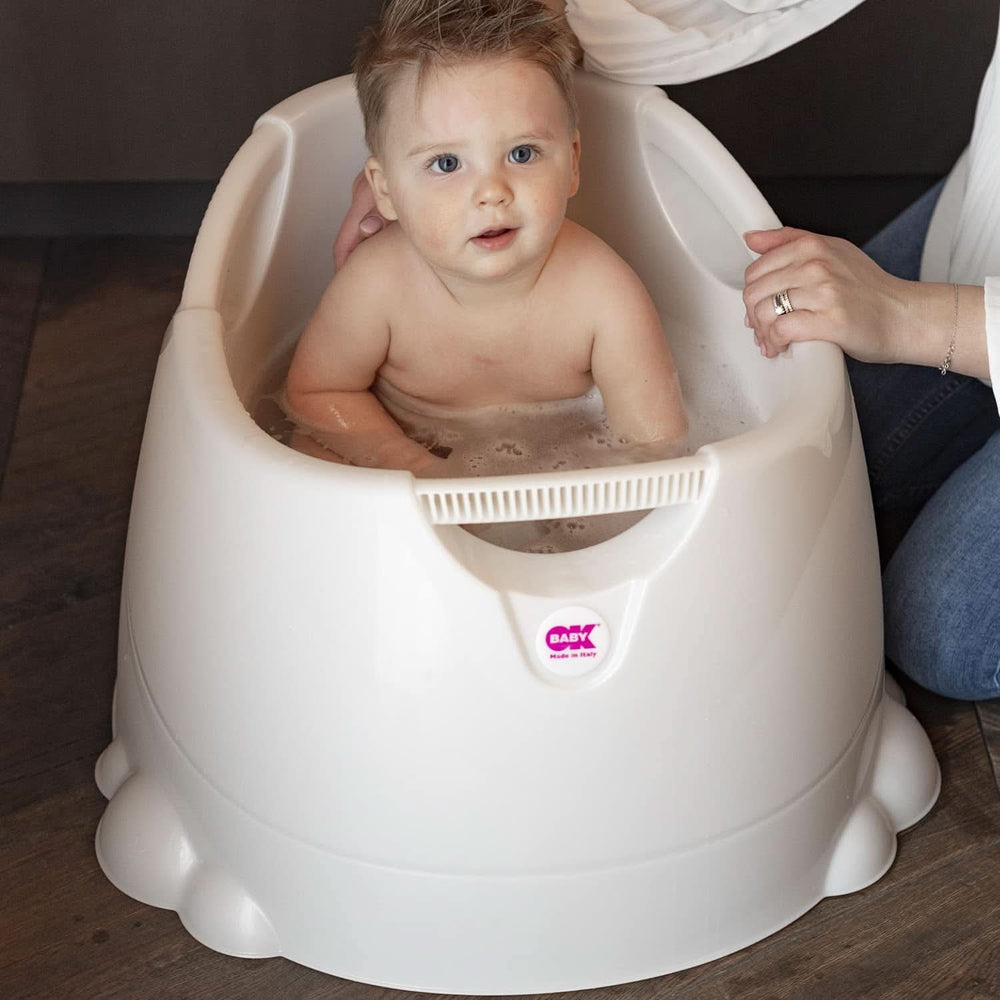 Kinderbadewanne OKBABY Oplà - Hygienisch und leicht zu reinigen Mutter und Kind Naty Shop