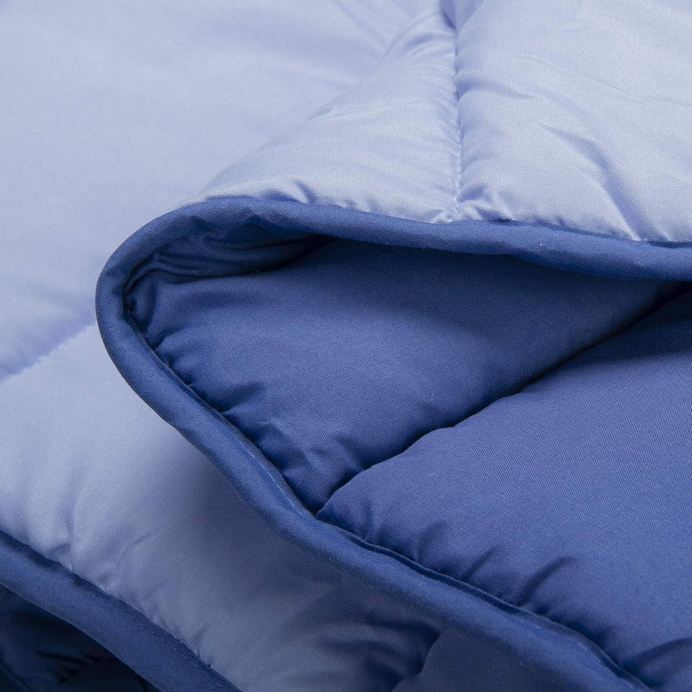 Pikolin Home – Wendedecke 300 G – zweifarbige nordische Füllung – für Bett 100/105 – Federfüllung, warm, atmungsaktiv, Hellgrau/Naturgrau, 180 x 220 cm Bettdecken und Steppdecken Naty Shop