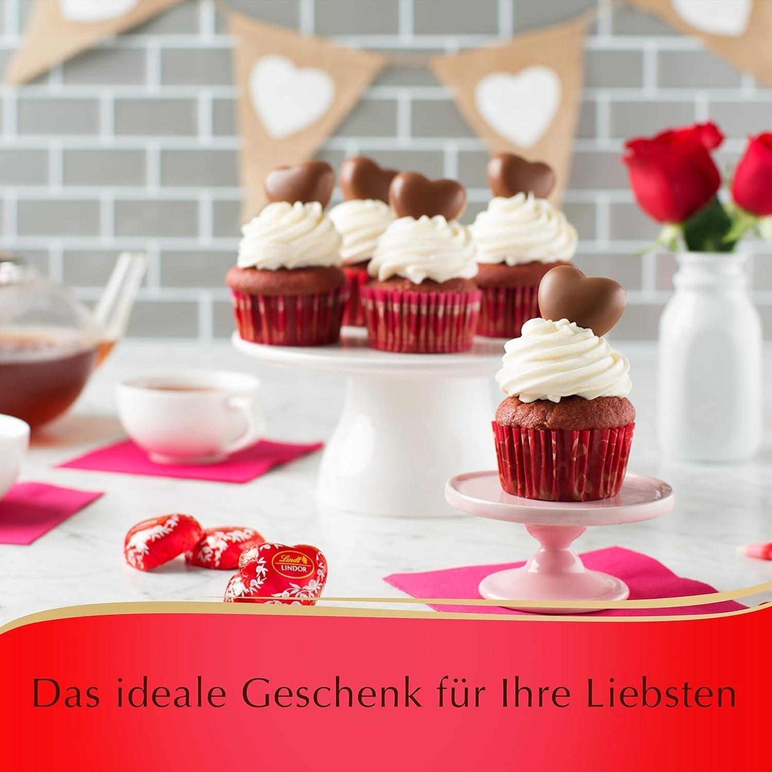 Lindt 15 Inimioare din Ciocolata, 300 grame Bomboane de Ciocolata Naty Shop