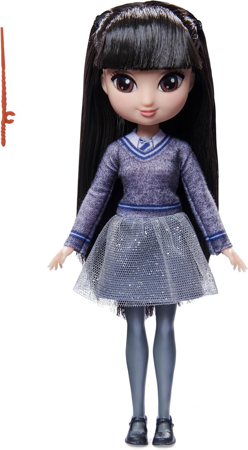 Wizarding World, Cho Chang Sammelpuppe in Harry Potter Hogwarts-Ravenclaw-Uniform mit Zubehör, Kinderspielzeug für Mädchen und Jungen ab 5 Jahren