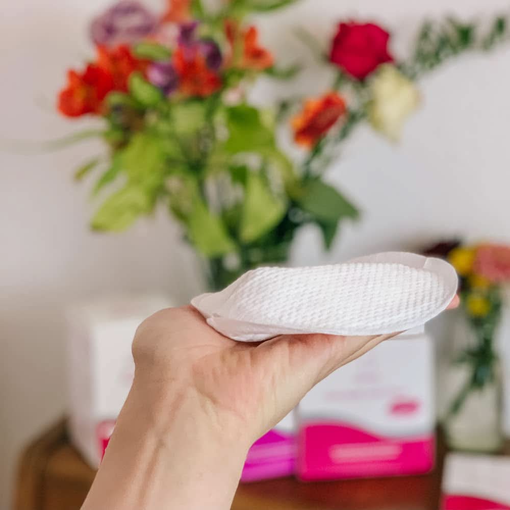 ELANEE 219-V1 Ultradünne Stilleinlagen, weiß Zubehör Essen und Stillen Bebe Naty Shop