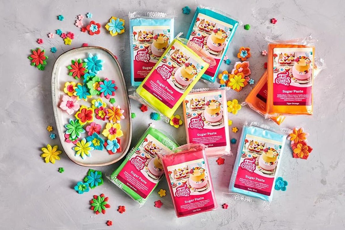 FunCakes Urban Taupe fondant laminat, ușor de utilizat, neted, flexibil, moale și flexibil, perfect pentru decorarea prăjiturilor, halal, kosher și fără gluten, 250 g pachet 1 Pasta de zahar Naty Shop